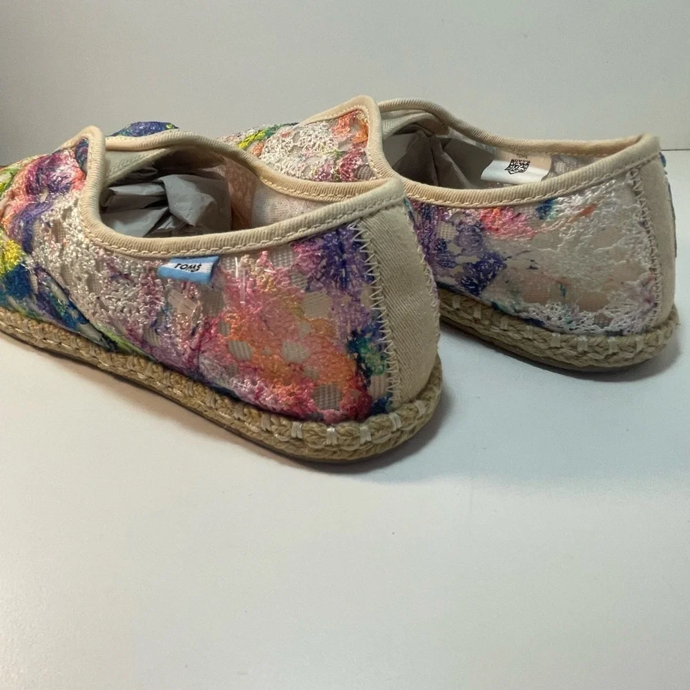 TOMS Palmera Multi Crochet Lace Rainbow Flats Womens Size 7.5 NWOT
